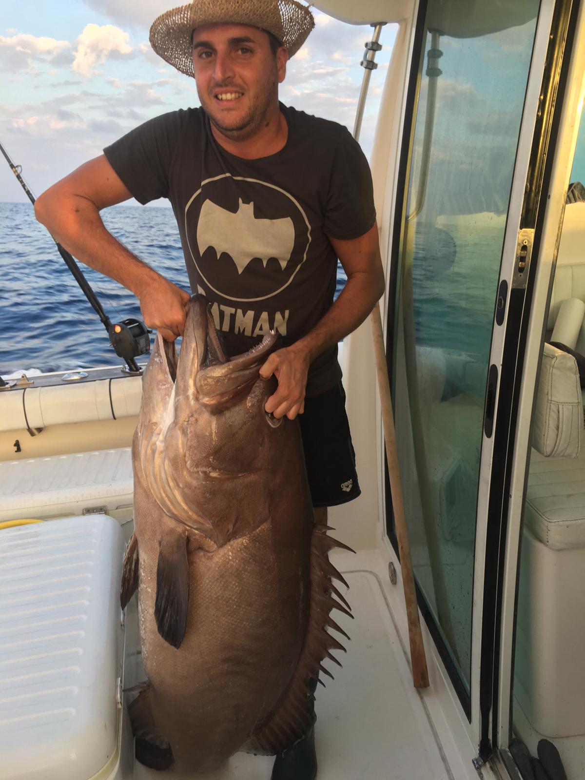 Come pescare una cernia a Lampedusa